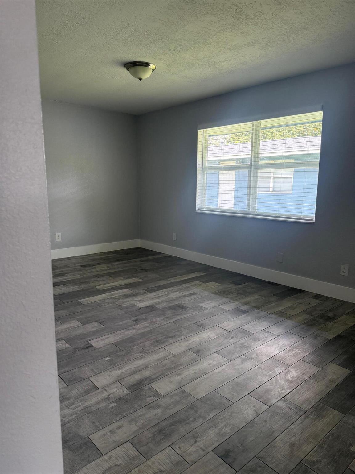 1721-1725 Sw 11 Court Property Photo 6