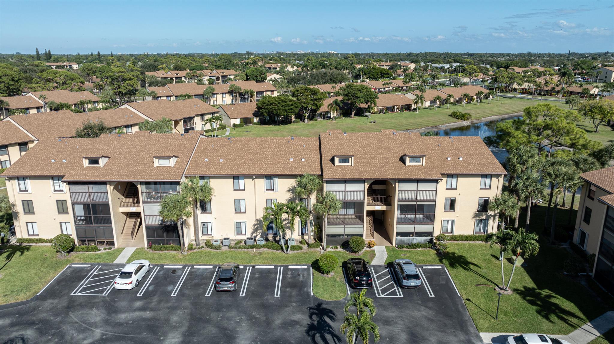811 Sky Pine Way G1 Property Photo 1