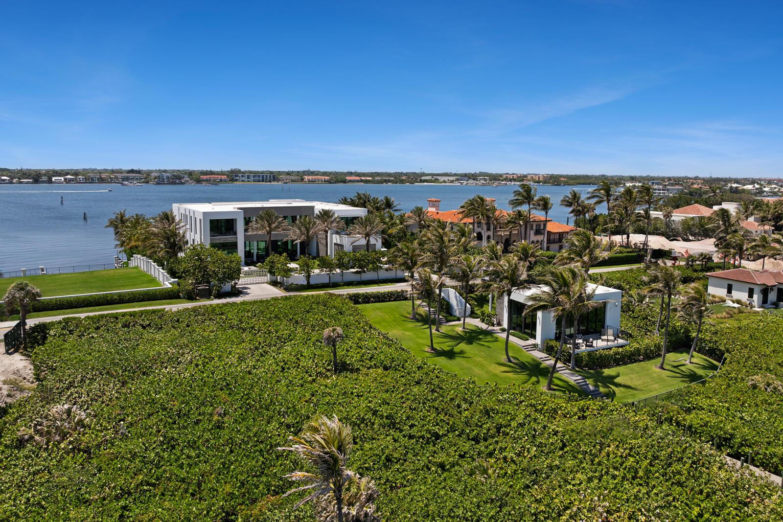 1940 S Ocean Boulevard Property Photo 6