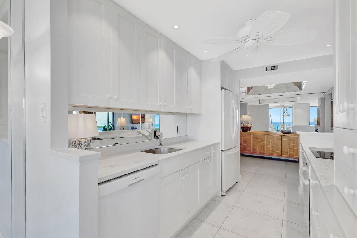 5550 N Ocean Drive 7-c Property Photo 9