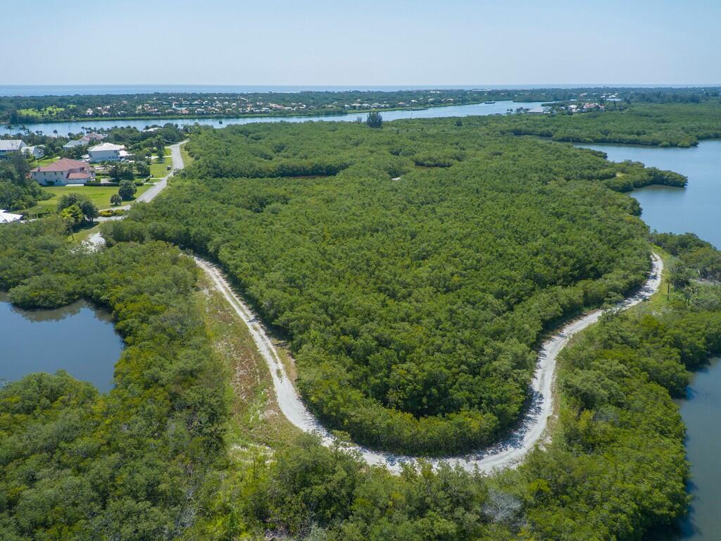 2660 Riverview Court Property Photo 43