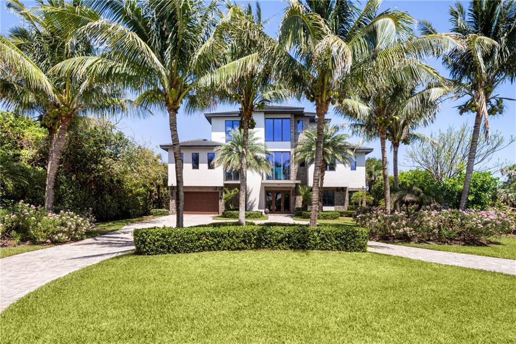 7900 S Ocean Drive Property Photo 1