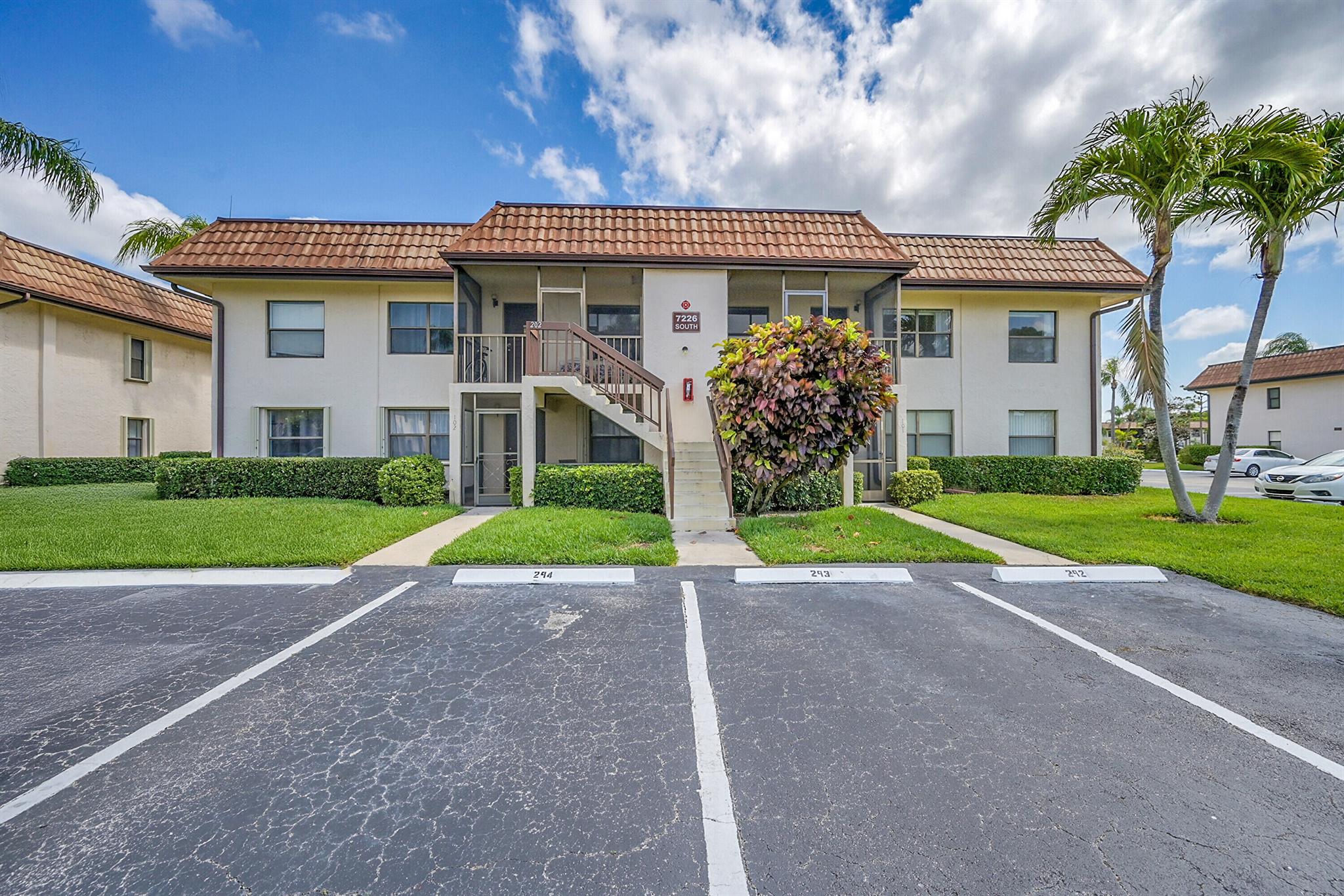 7226 Golf Colony 201 Court Property Photo 1