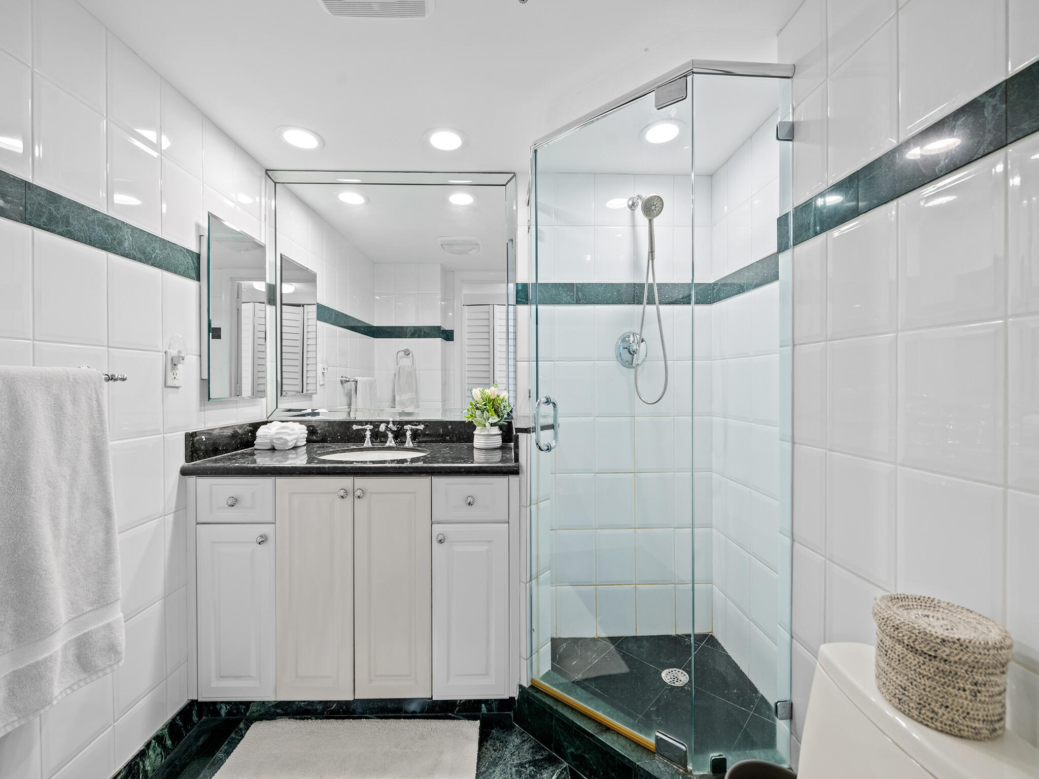 3009 S Ocean Boulevard P-04 Property Photo 29