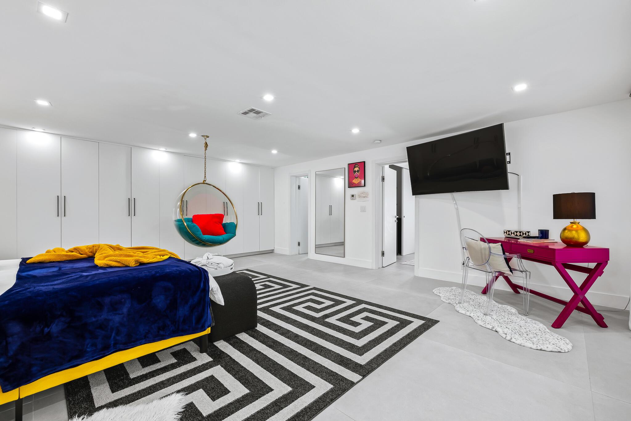 1627 Seabreeze Boulevard Property Photo 14