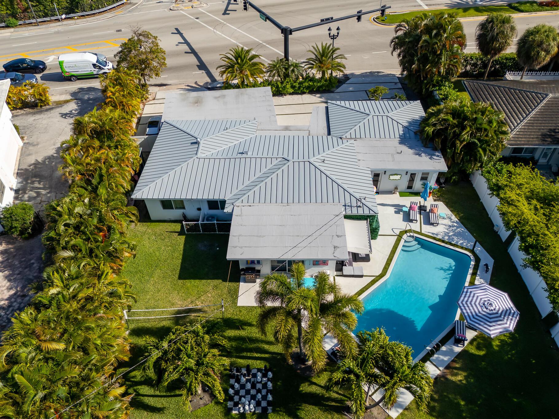 1627 Seabreeze Boulevard Property Photo 44