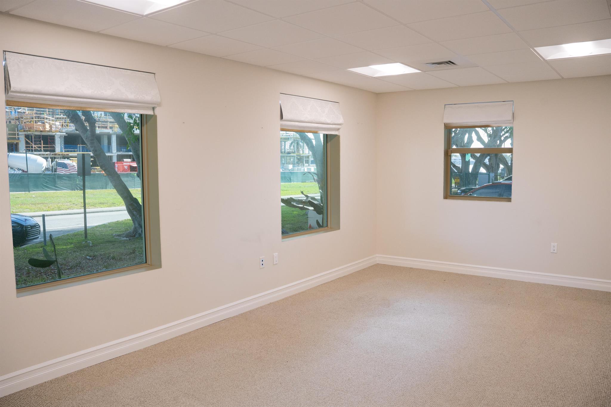 201 Arkona Court Property Photo 4