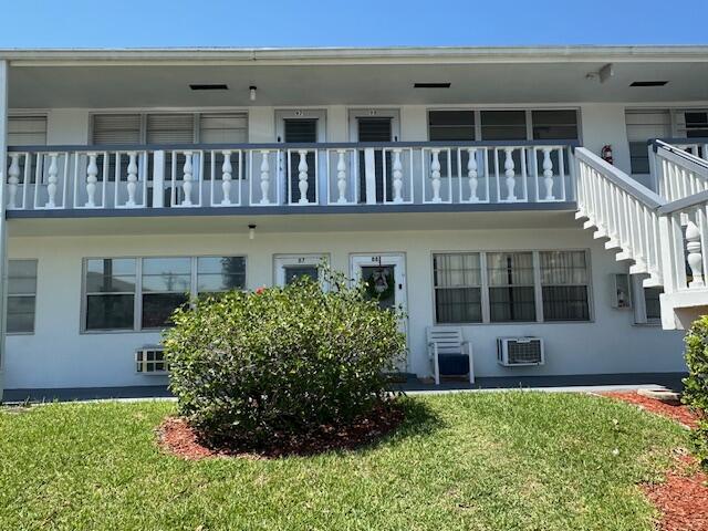 98 E Kingswood E E Property Photo 2