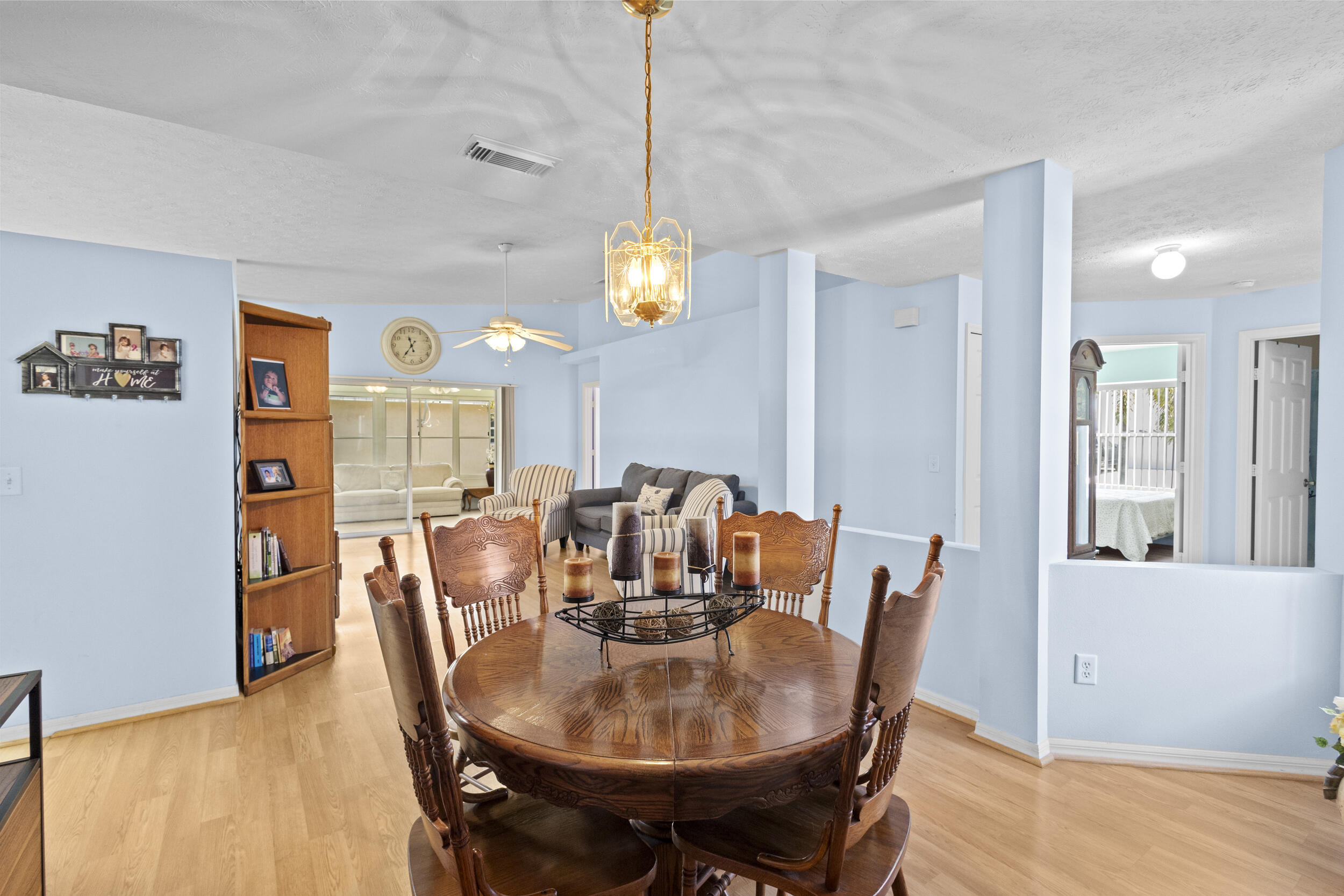 6527 Alheli Property Photo 6