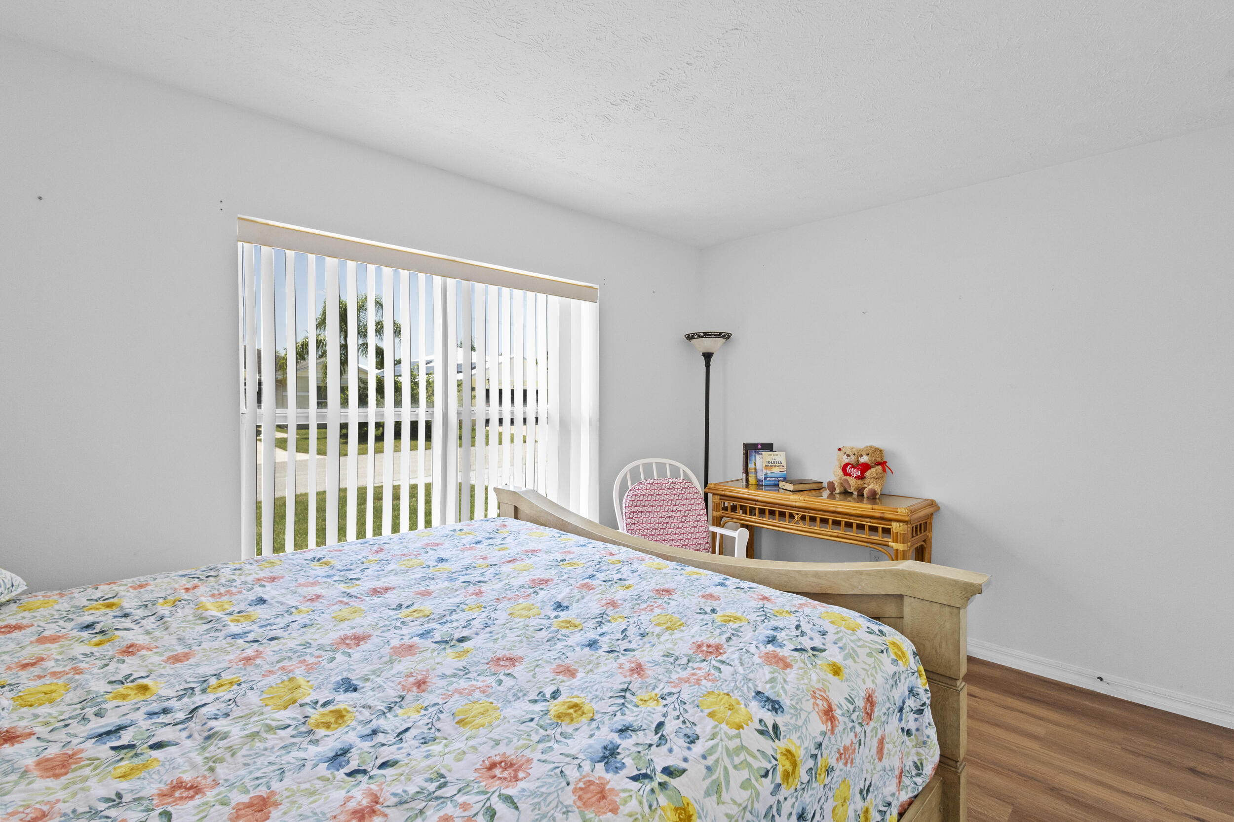 6527 Alheli Property Photo 20
