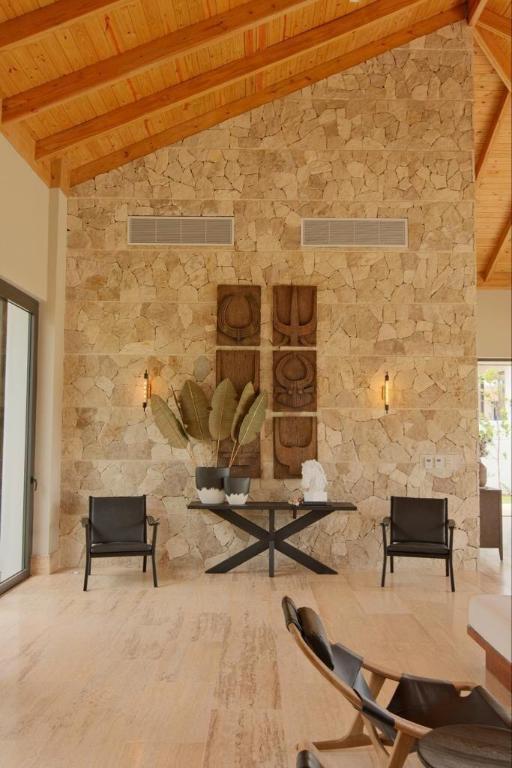 72 00 Property Photo 13