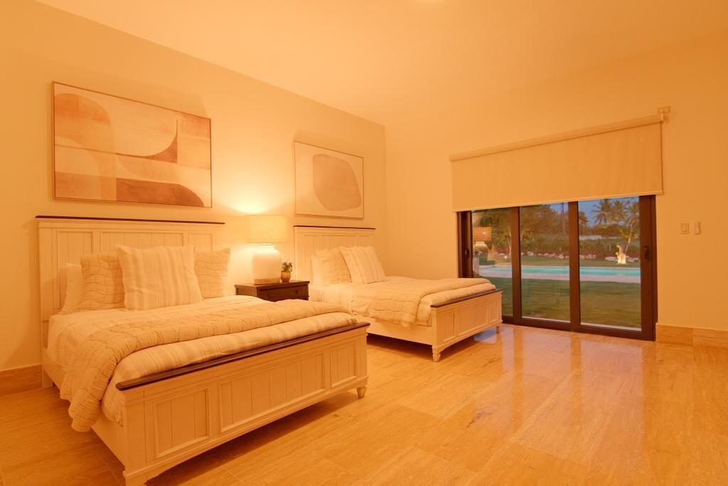 72 00 Property Photo 22