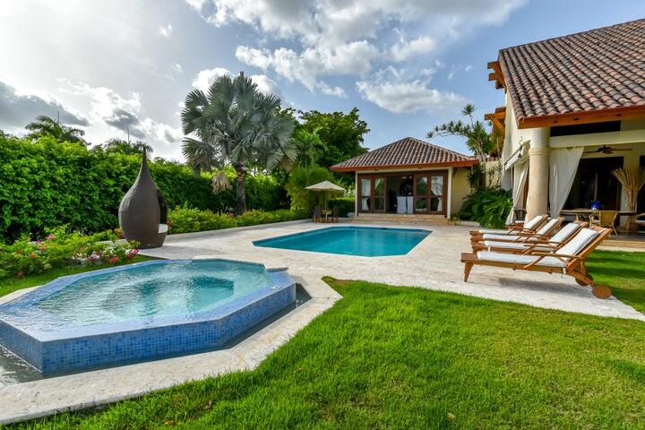 20 00 Property Photo 1
