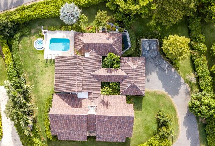 20 00 Property Photo 4