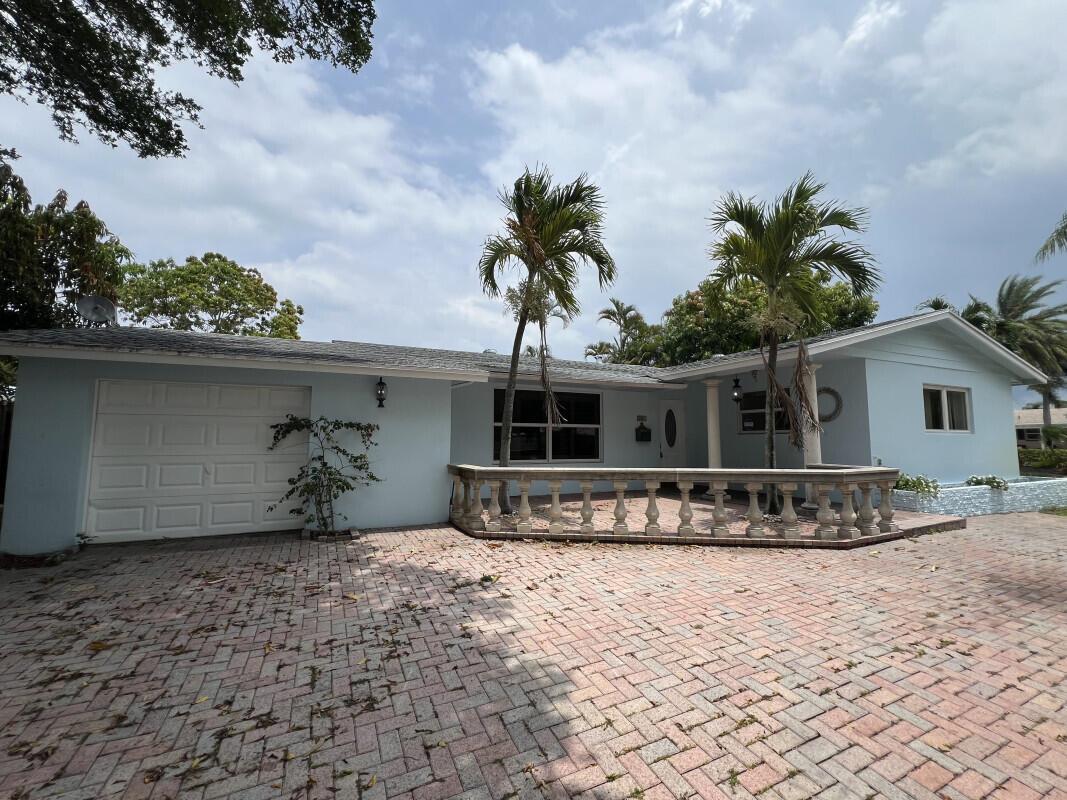 561 Anchorage Drive Property Photo 1