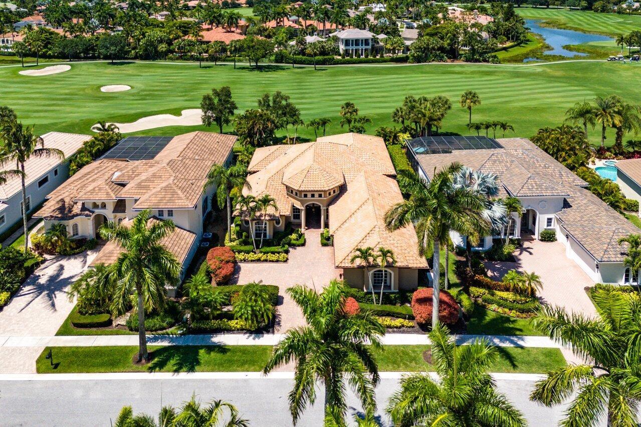 7953 Cranes Pointe Way Property Photo 1