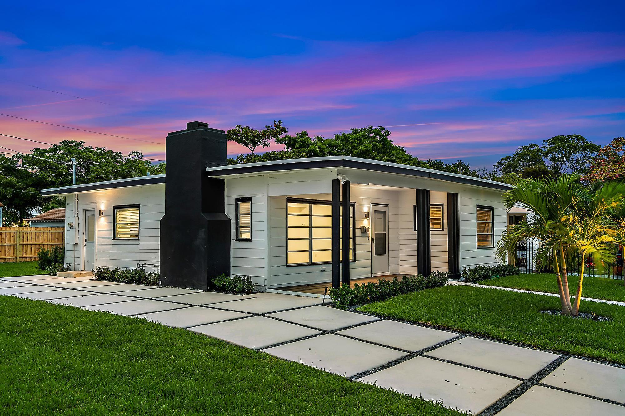 931 33rd Street Property Photo 1