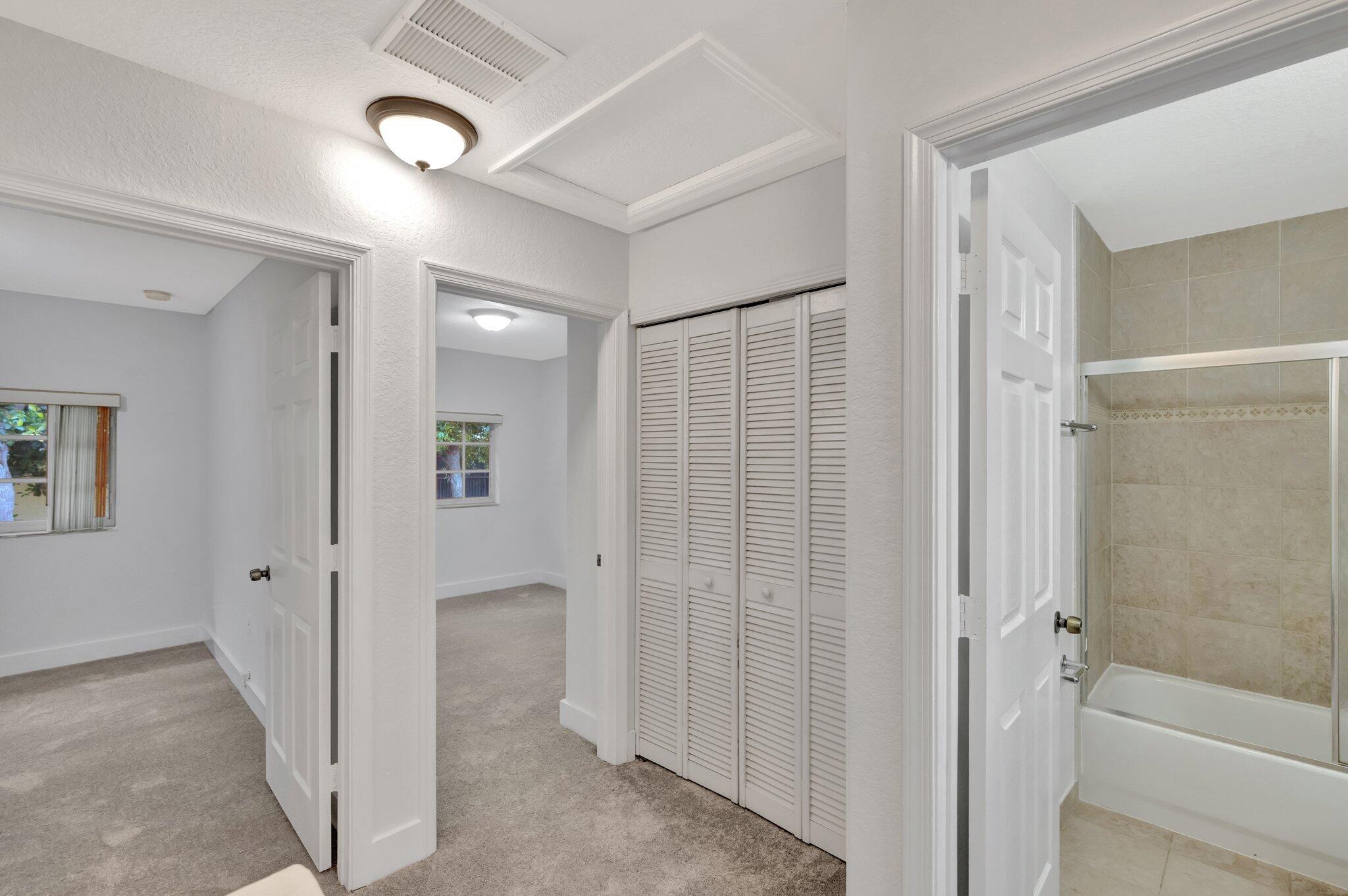 3055 Riverside Drive 3 Property Photo 33