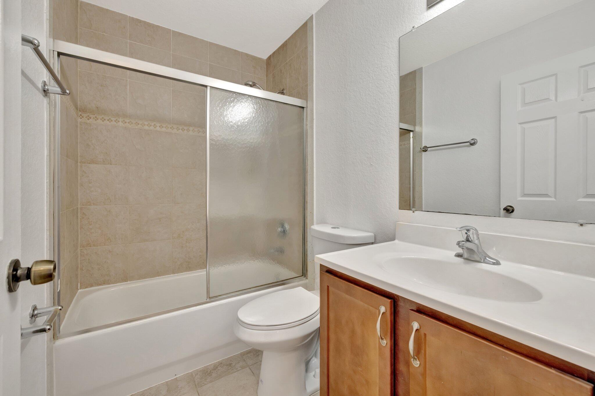 3055 Riverside Drive 3 Property Photo 42