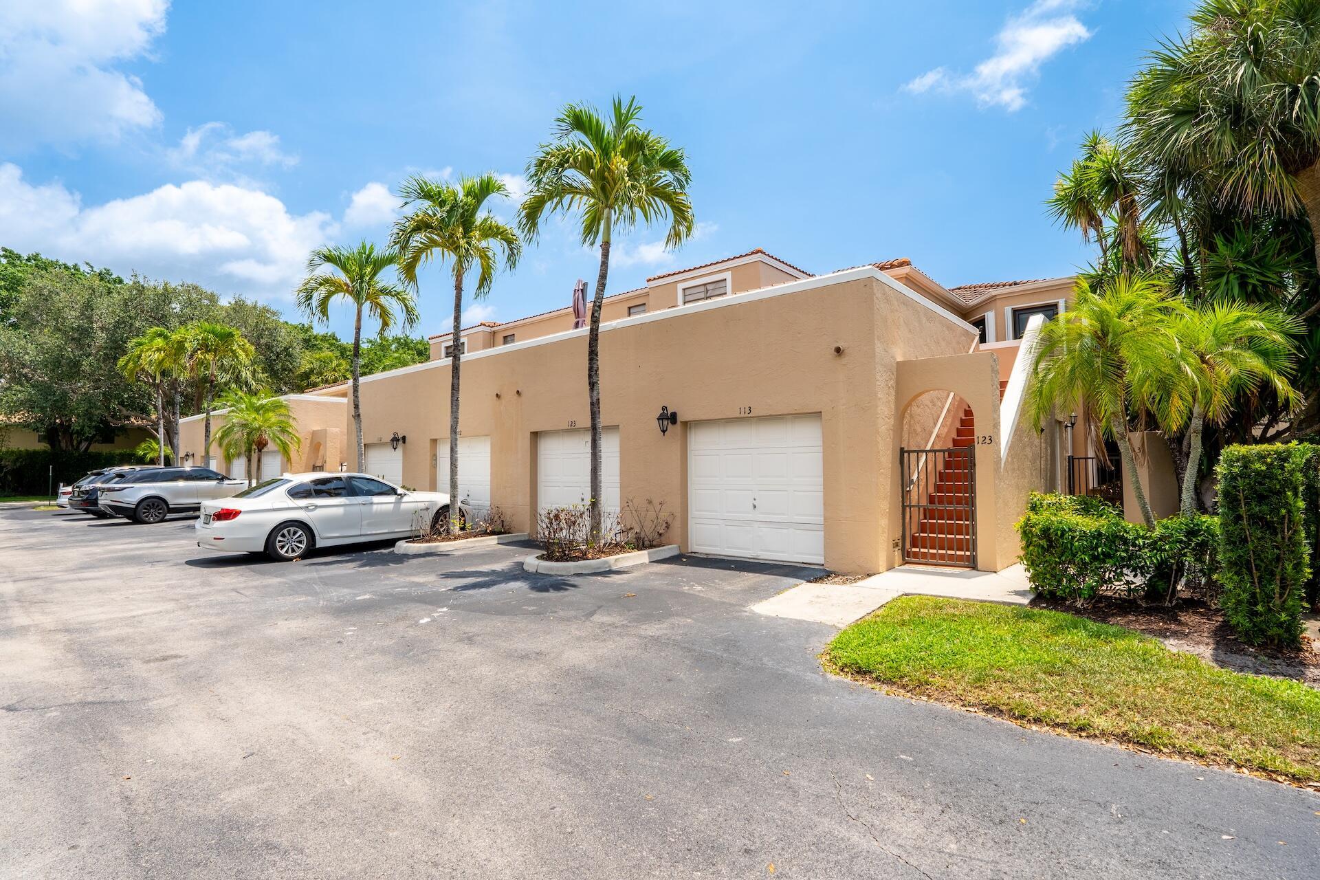 6614 Villa Sonrisa Drive 123 Property Photo 1