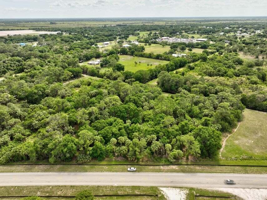 2357 Nw 32 Drive Property Photo 11