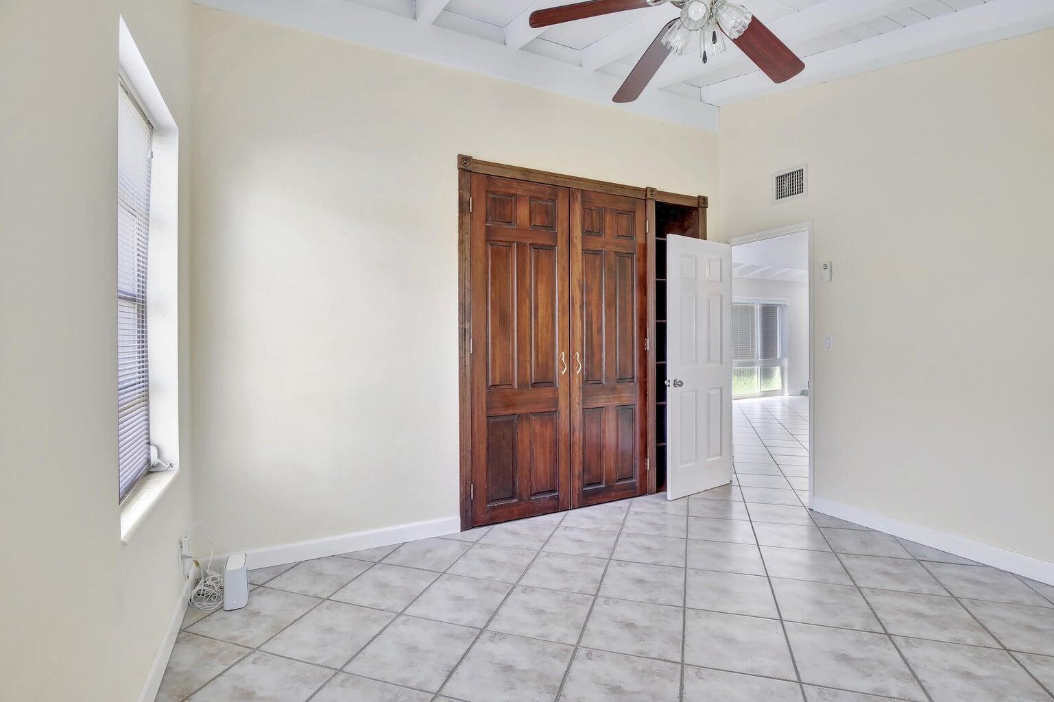 1733 Sw 5 Court Property Photo 22