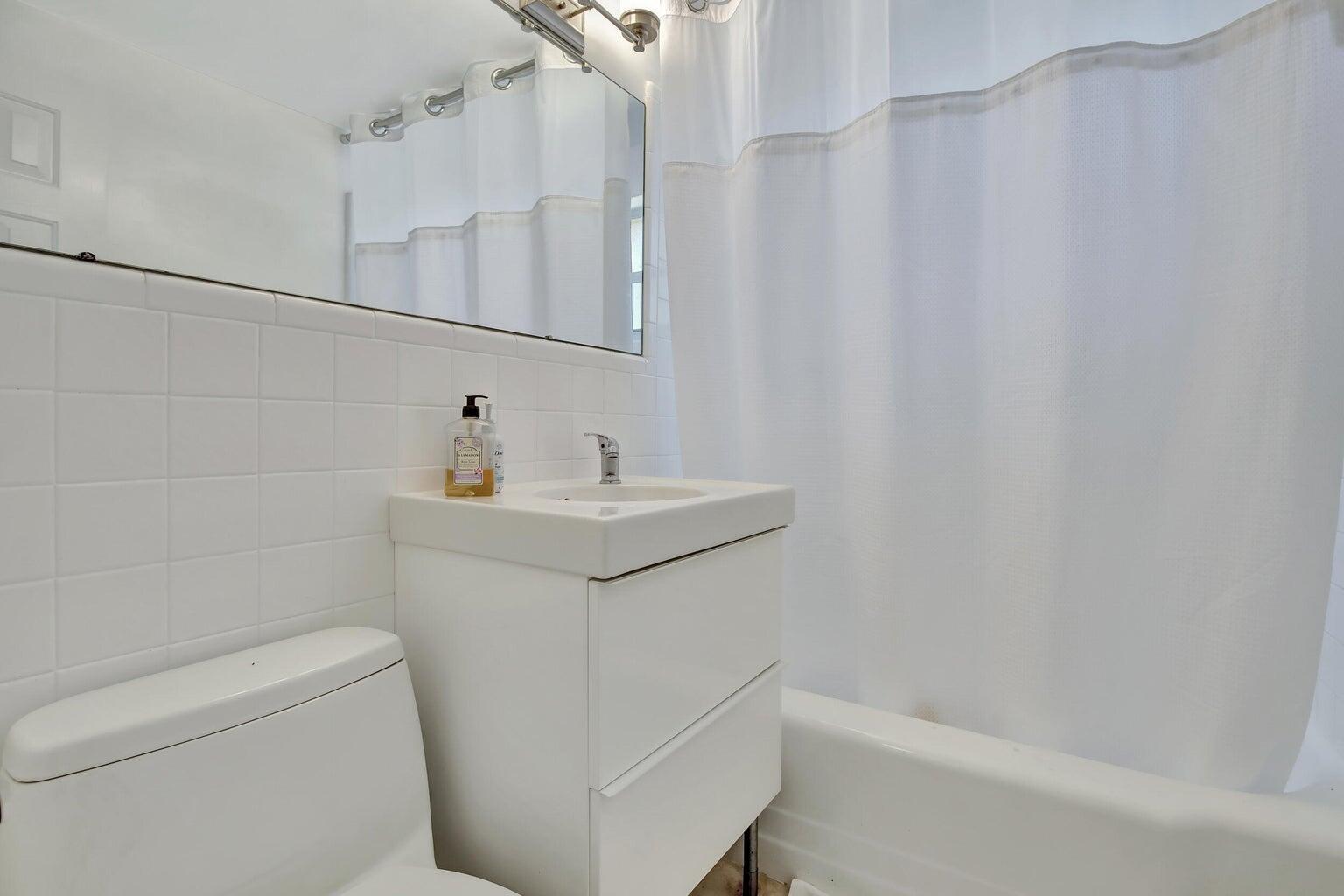 1733 Sw 5 Court Property Photo 24