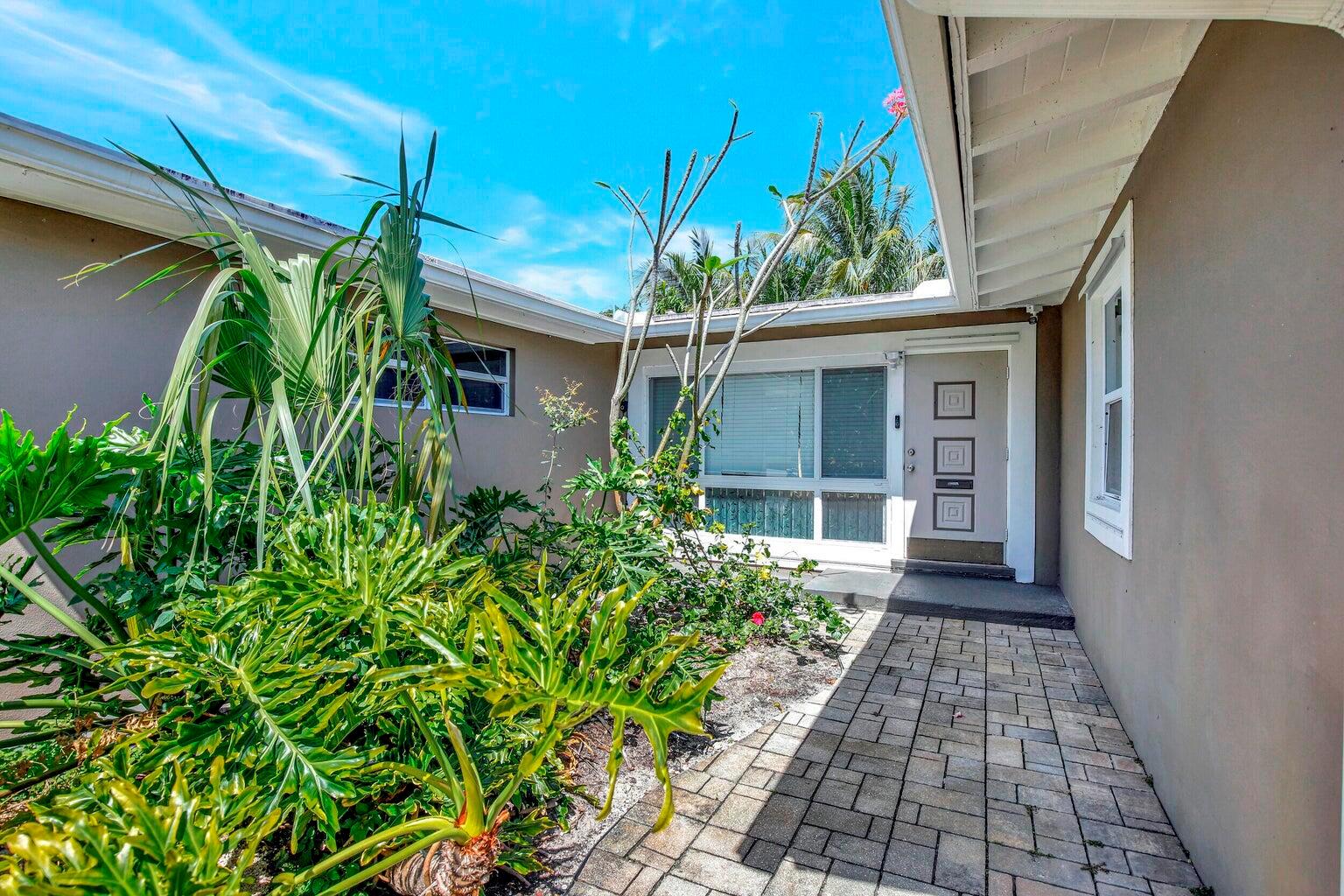 1733 Sw 5 Court Property Photo 39