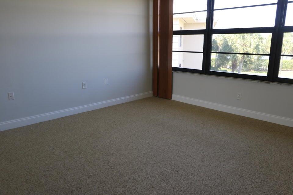 3507 Village Boulevard 401 Property Photo 5