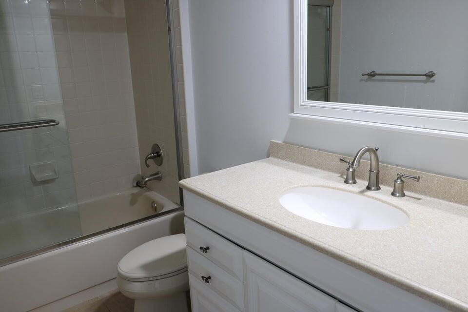 3507 Village Boulevard 401 Property Photo 12