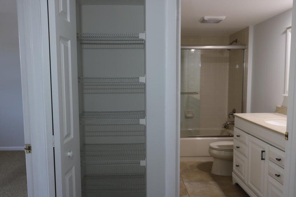 3507 Village Boulevard 401 Property Photo 14