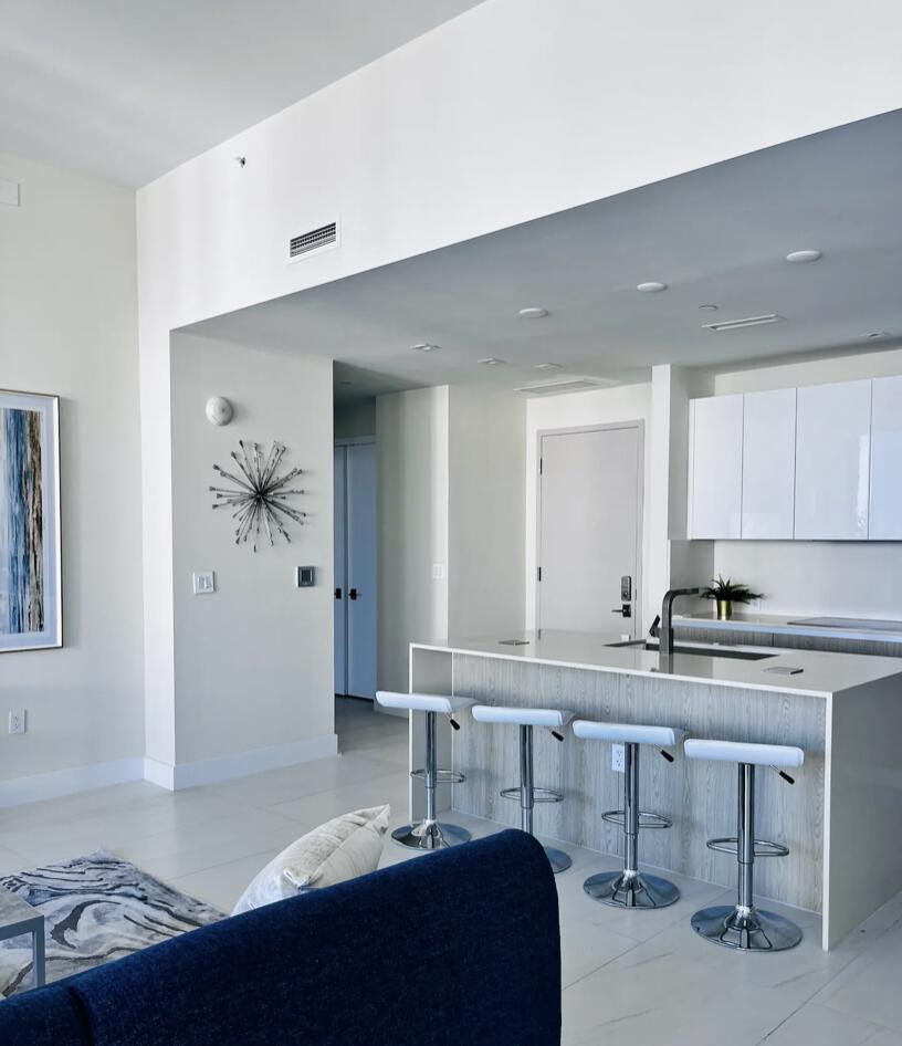 3100 N Ocean Drive 1801 Property Photo 6