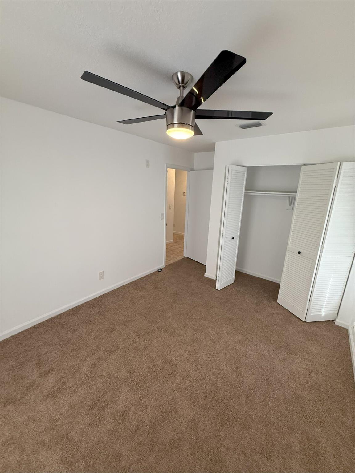 1334 N Mangonia Drive Property Photo 18