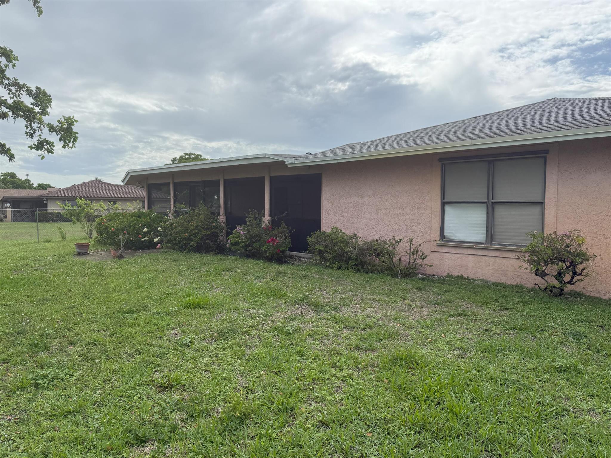 1334 N Mangonia Drive Property Photo 24