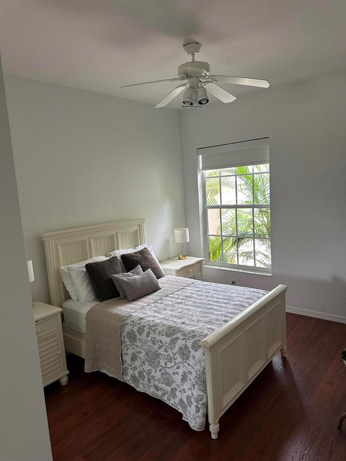 4644 Windward Cove Lane N Property Photo 19