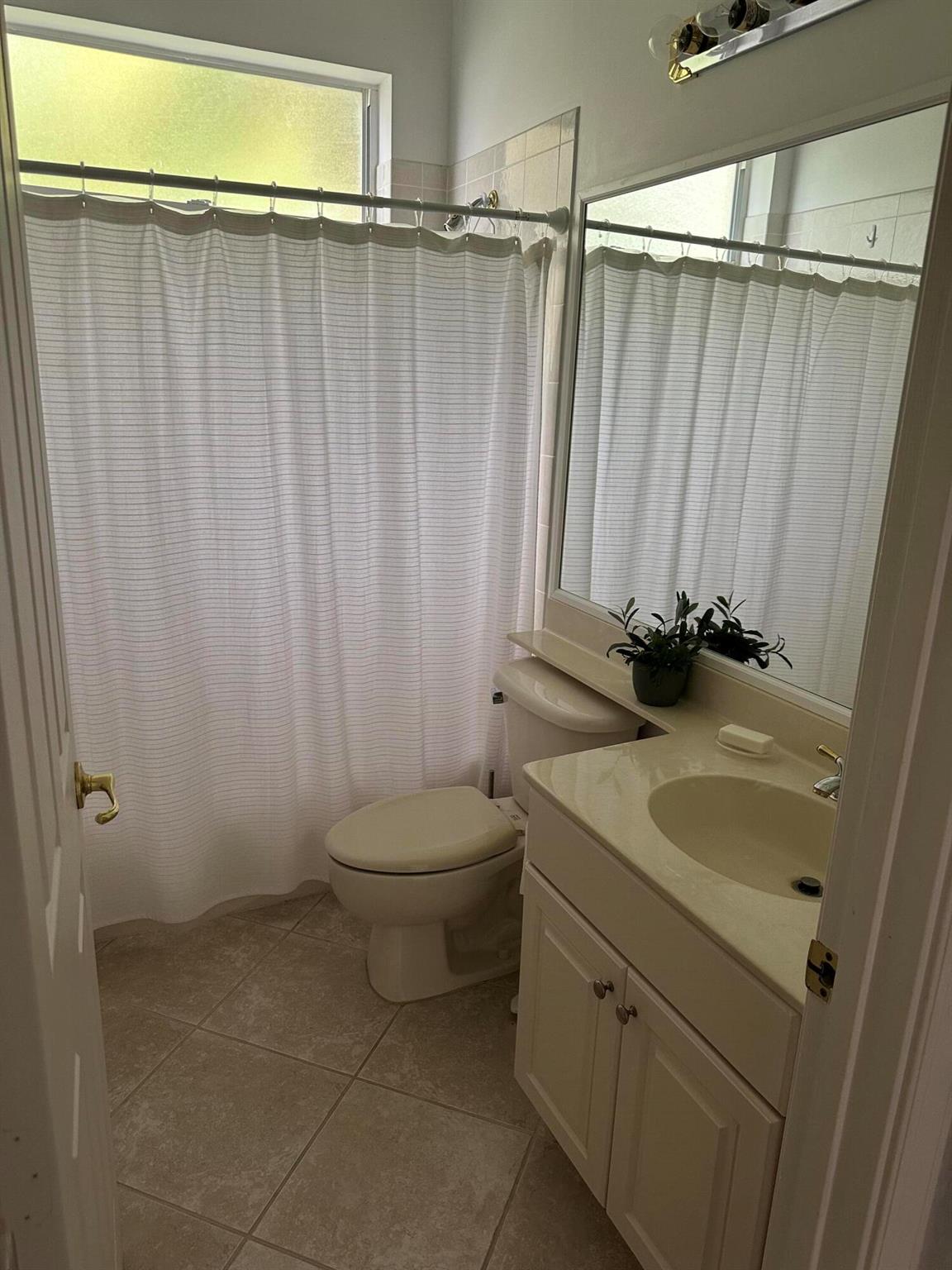 4644 Windward Cove Lane N Property Photo 21