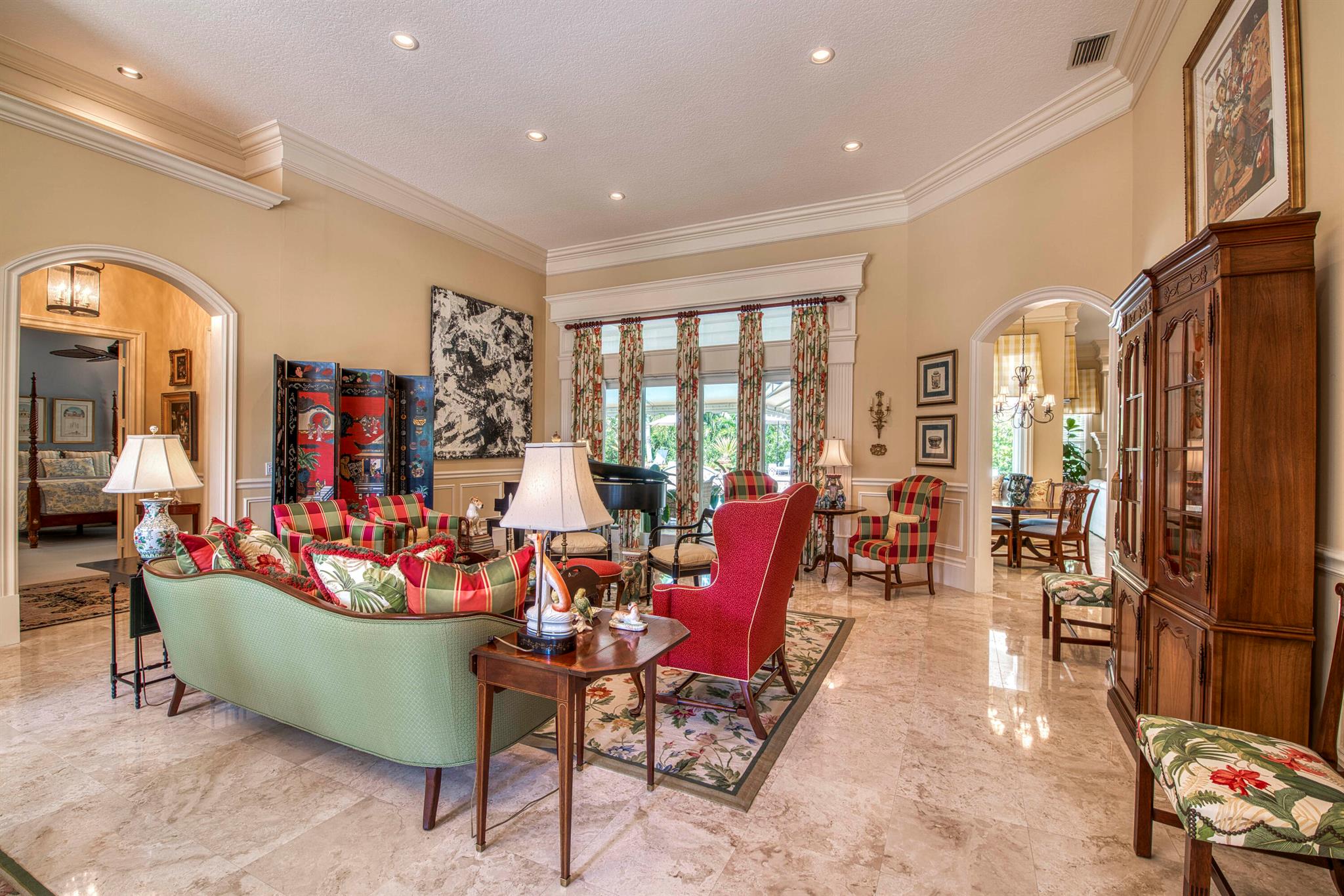 7656 Steeplechase Drive Property Photo 8