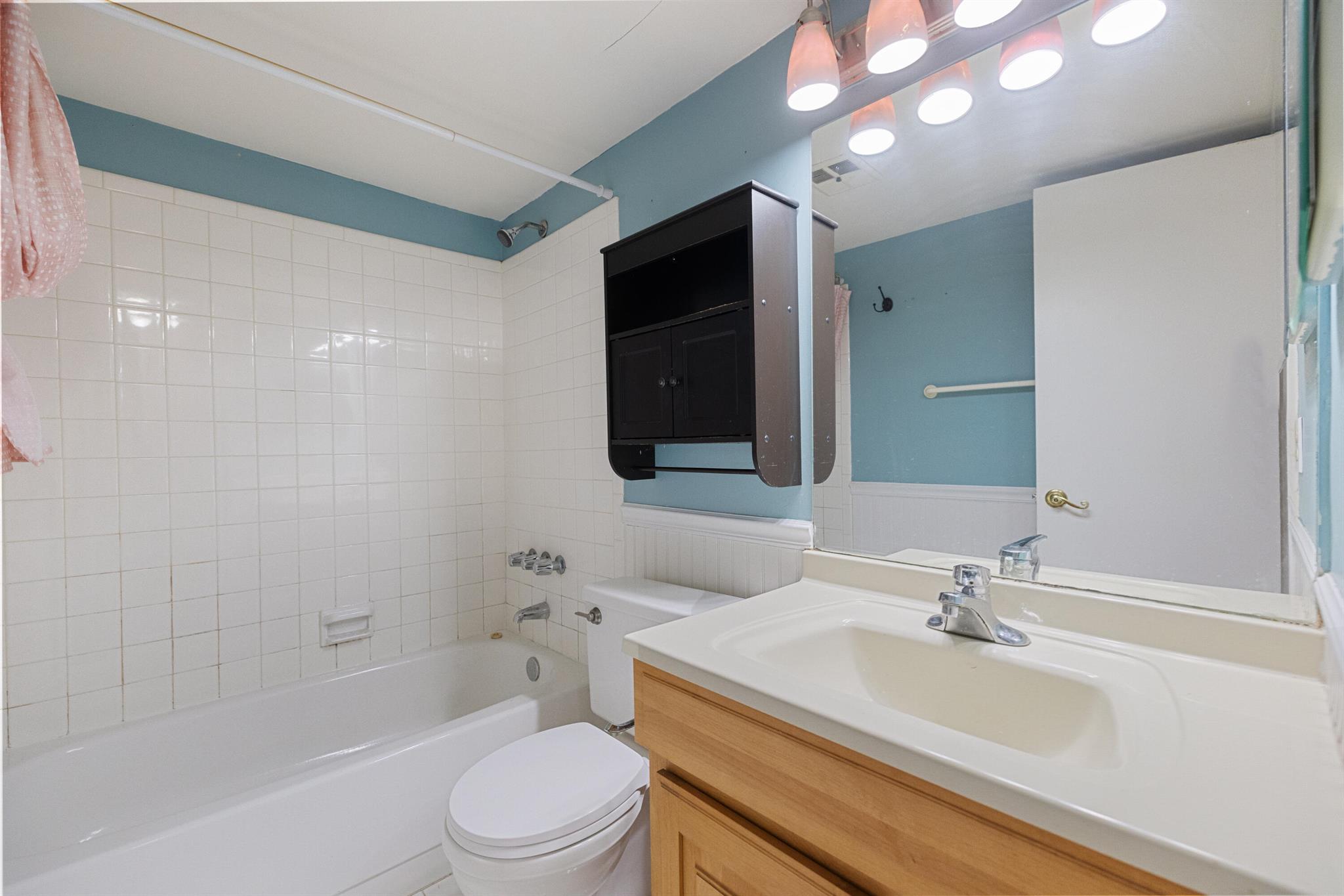 6190 Woodlands Boulevard 111 Property Photo 7