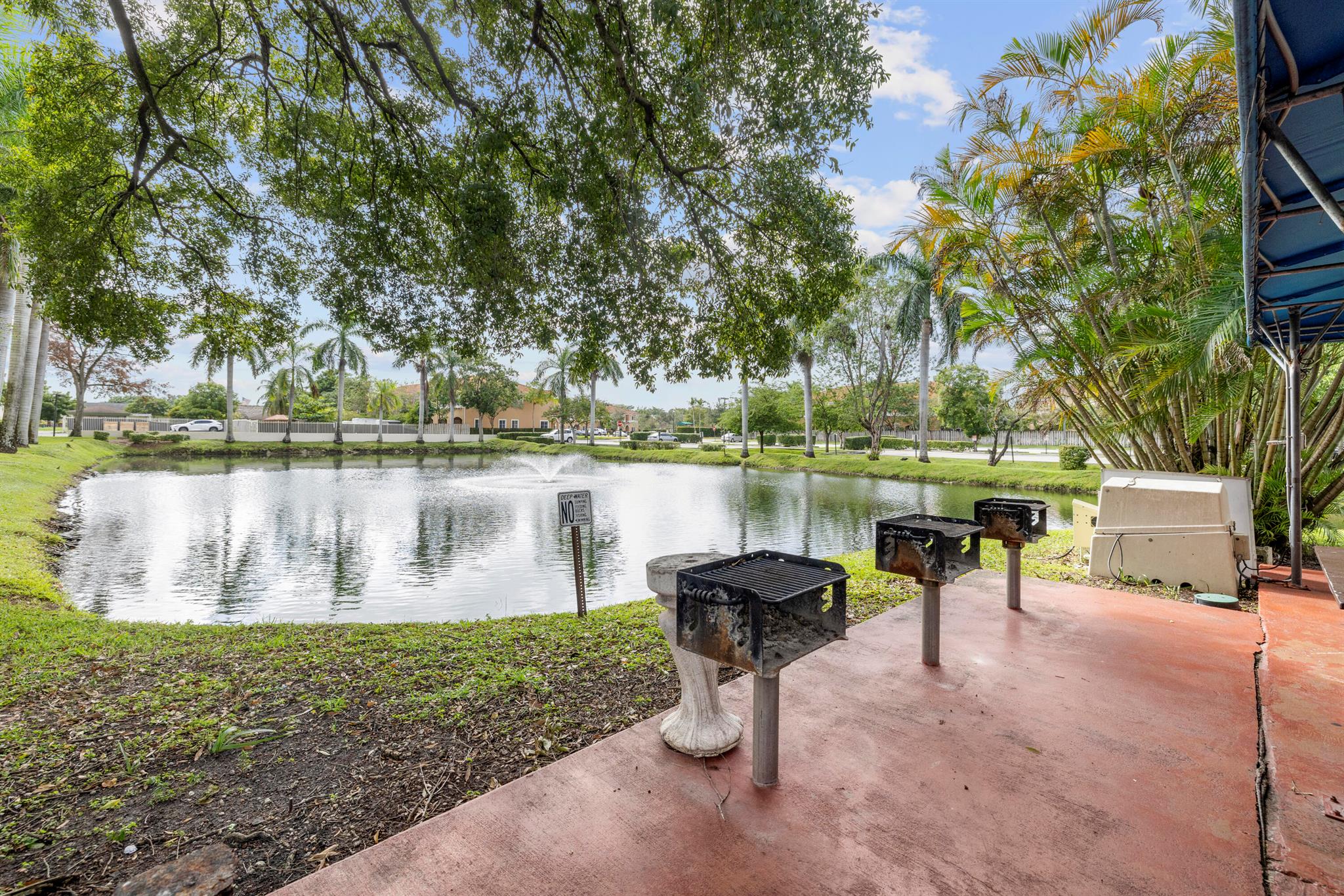 6190 Woodlands Boulevard 111 Property Photo 17