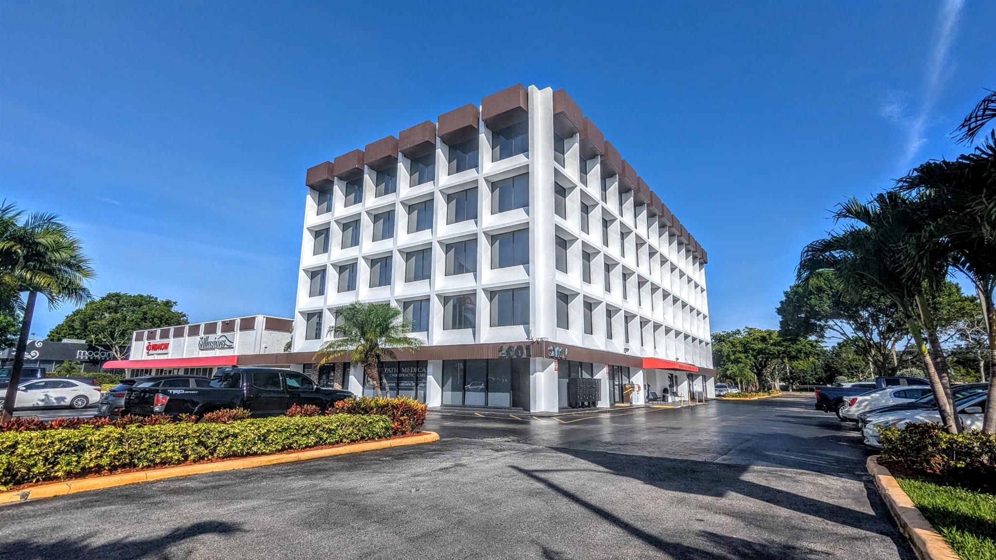 2001 Palm Beach Lakes Boulevard 300-j Property Photo 1