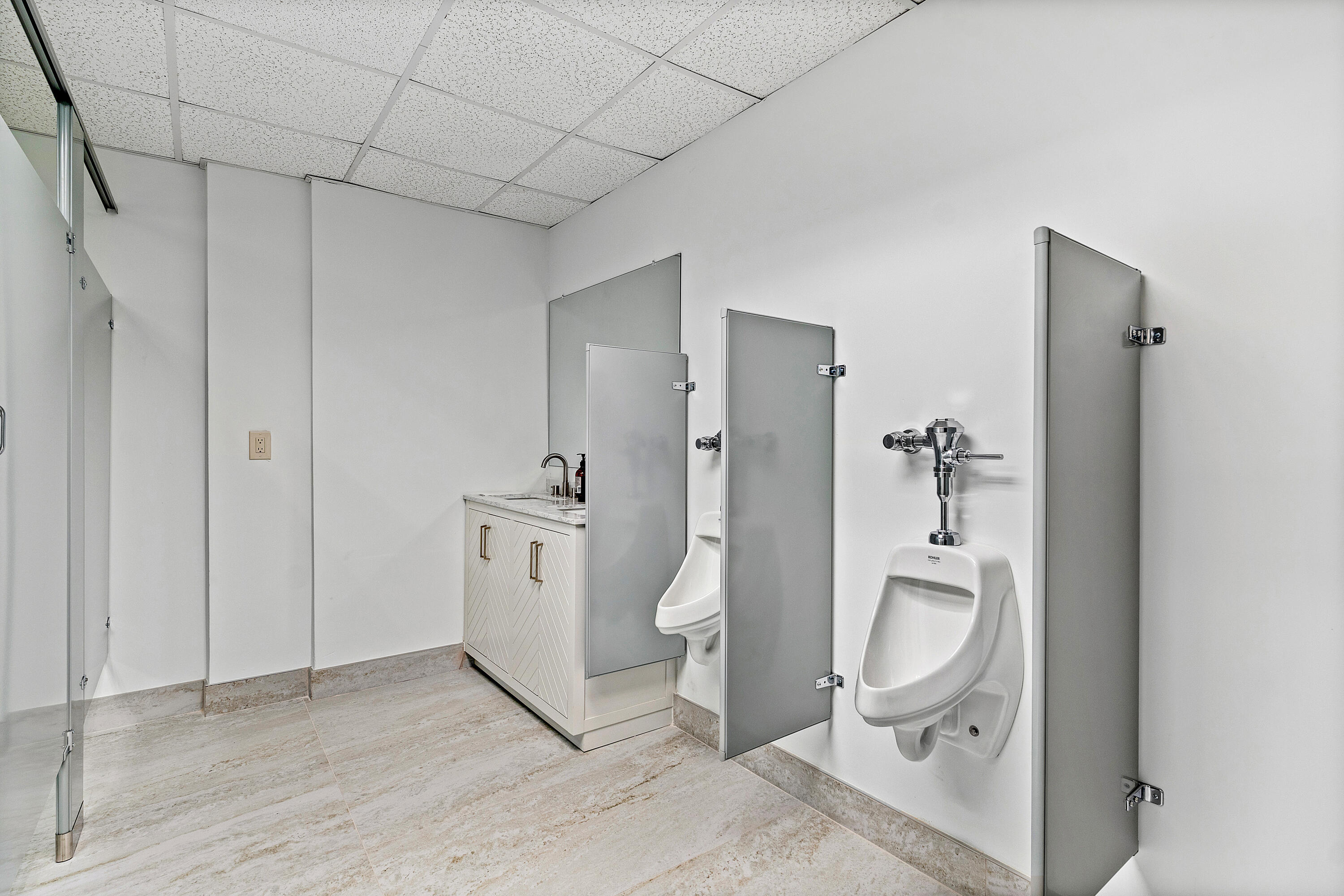 555 Sw 12th Avenue Property Photo 10