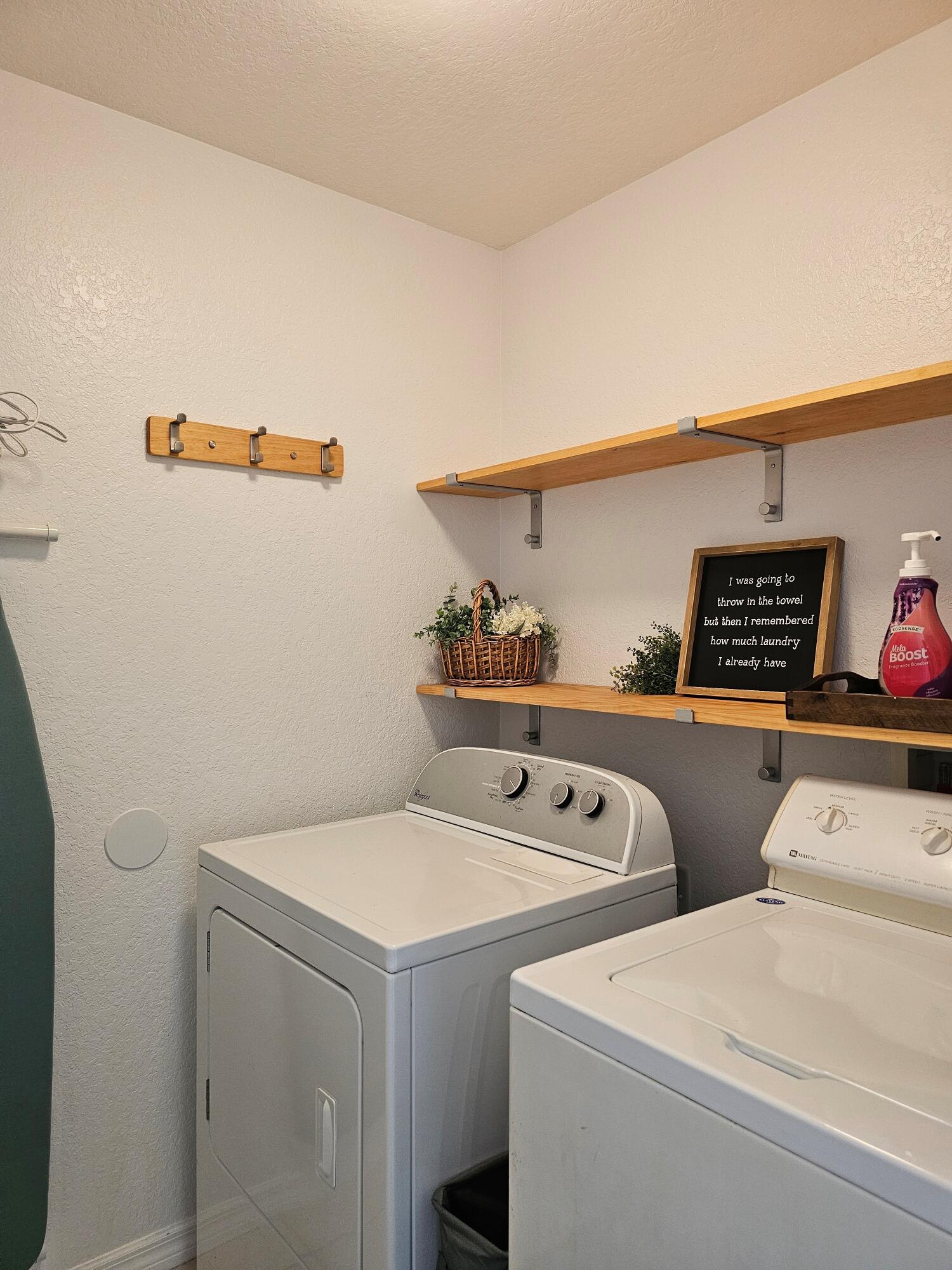 426 Cadiz Loop Property Photo 14