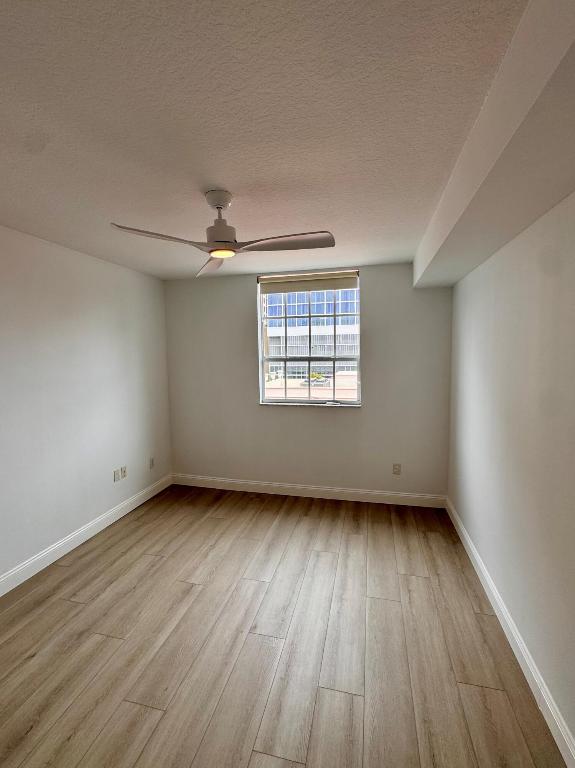 600 S Dixie Highway 533 Property Photo 12