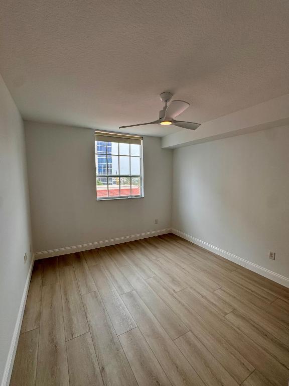 600 S Dixie Highway 533 Property Photo 13