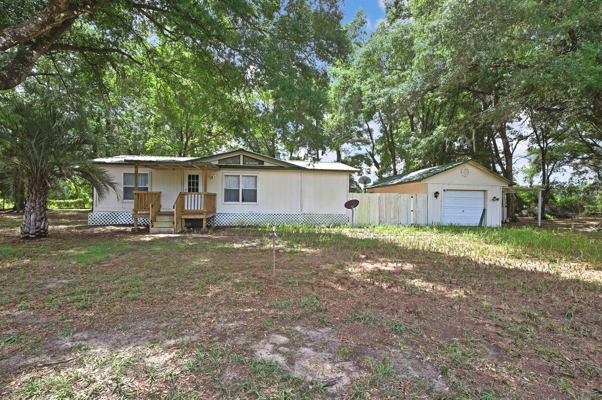 25256 Richbarn Road Property Photo 4