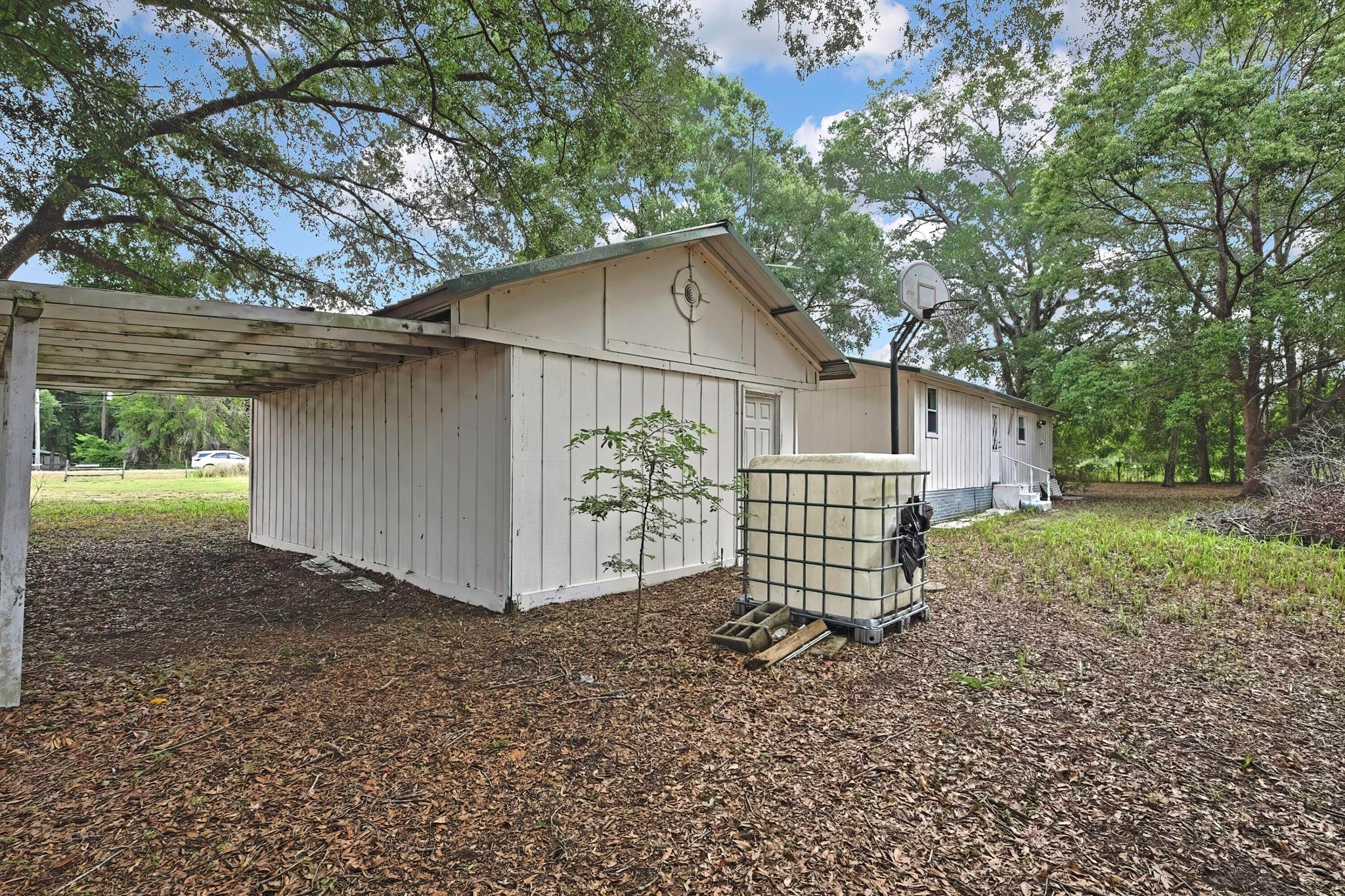 25256 Richbarn Road Property Photo 7