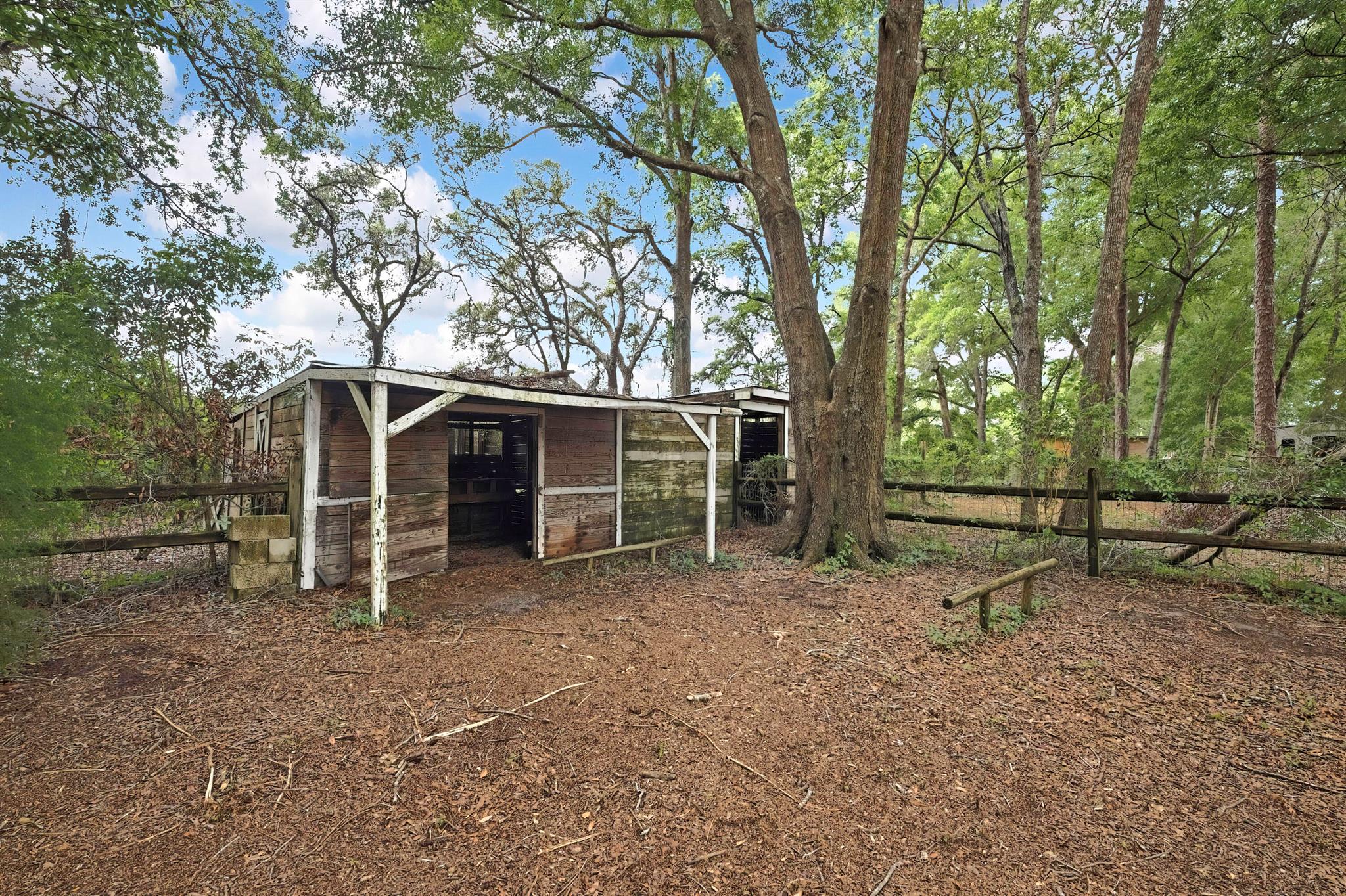 25256 Richbarn Road Property Photo 11
