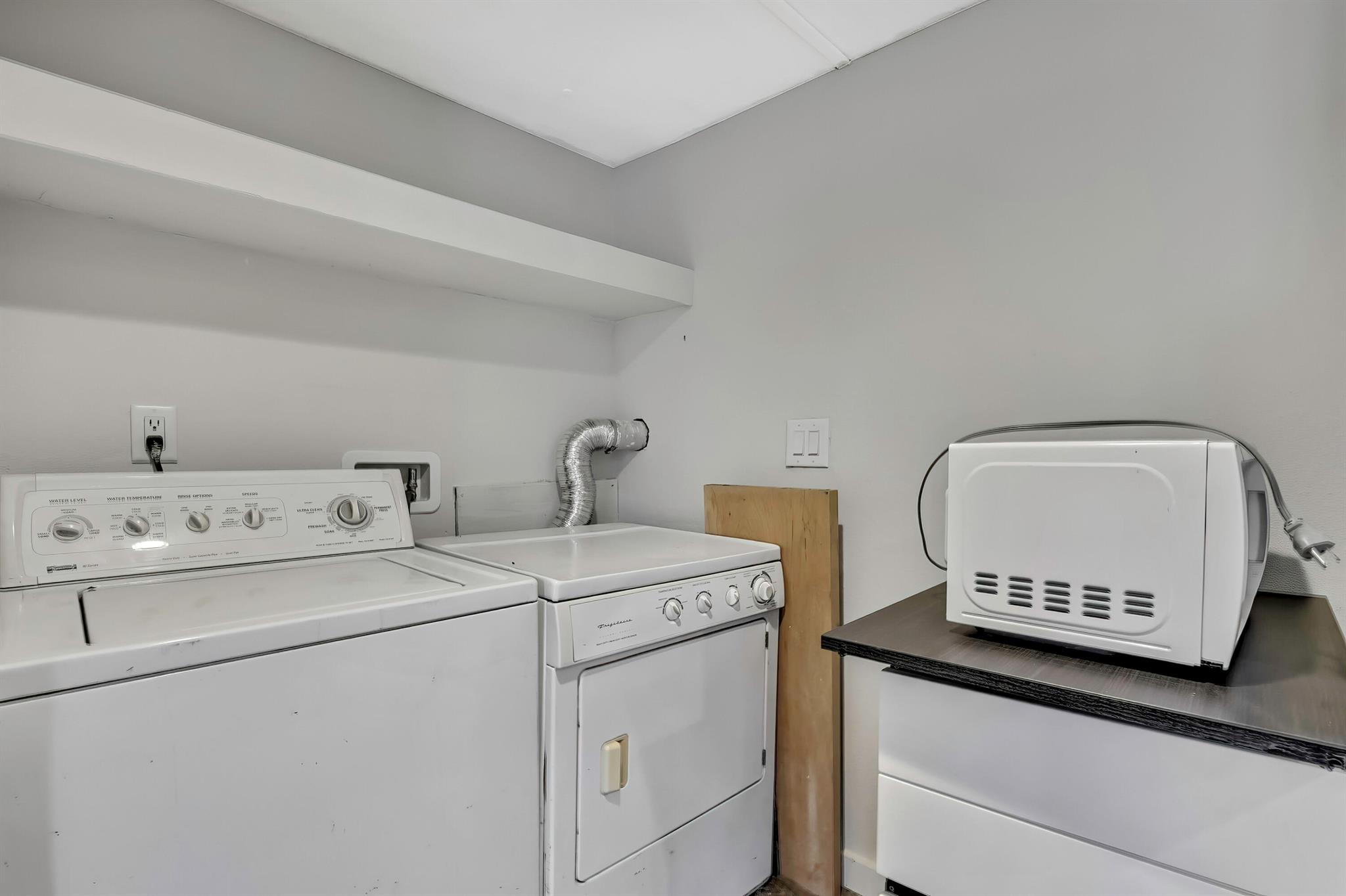 25256 Richbarn Road Property Photo 25