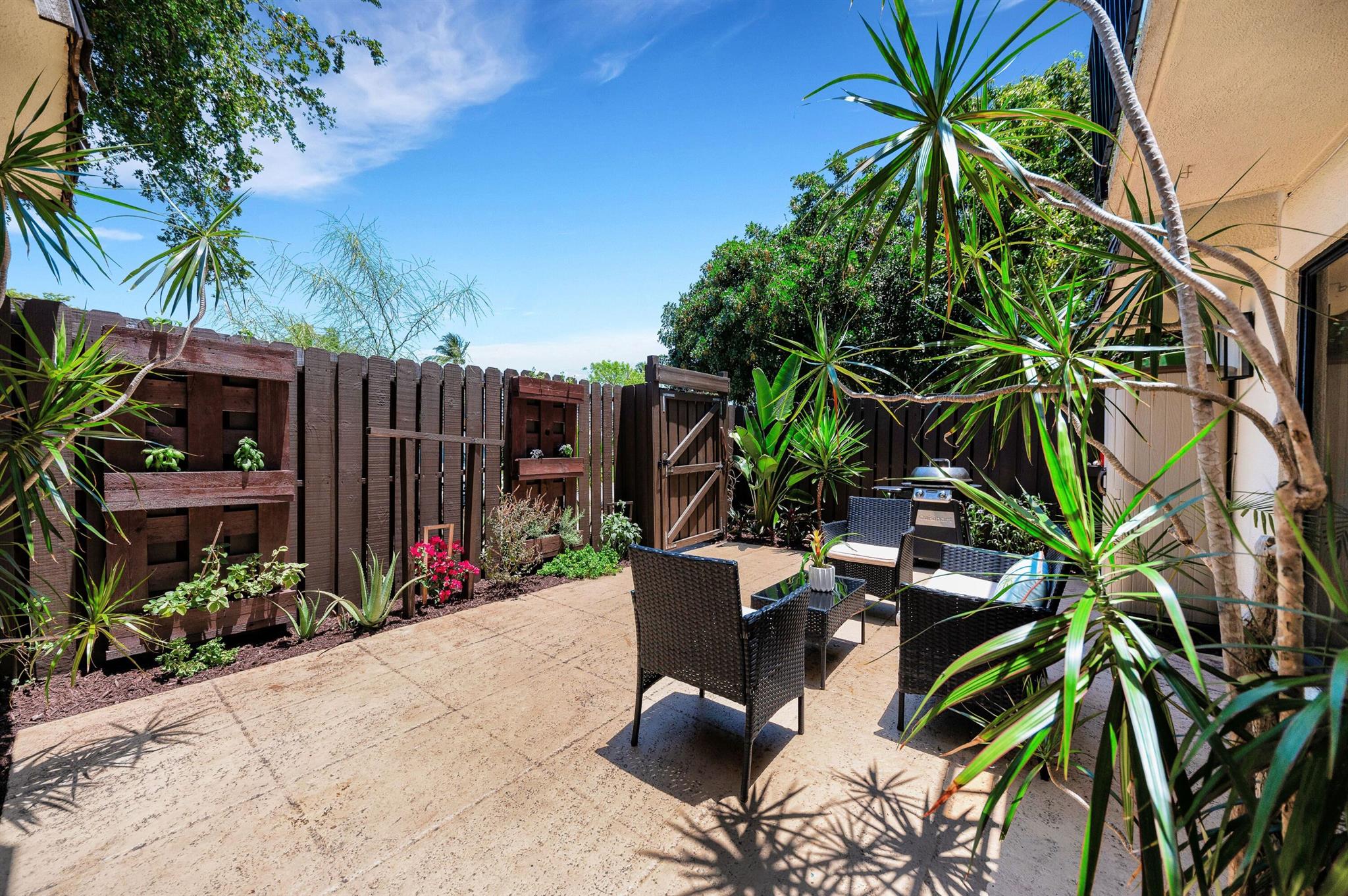 267 Arabian Road Property Photo 1