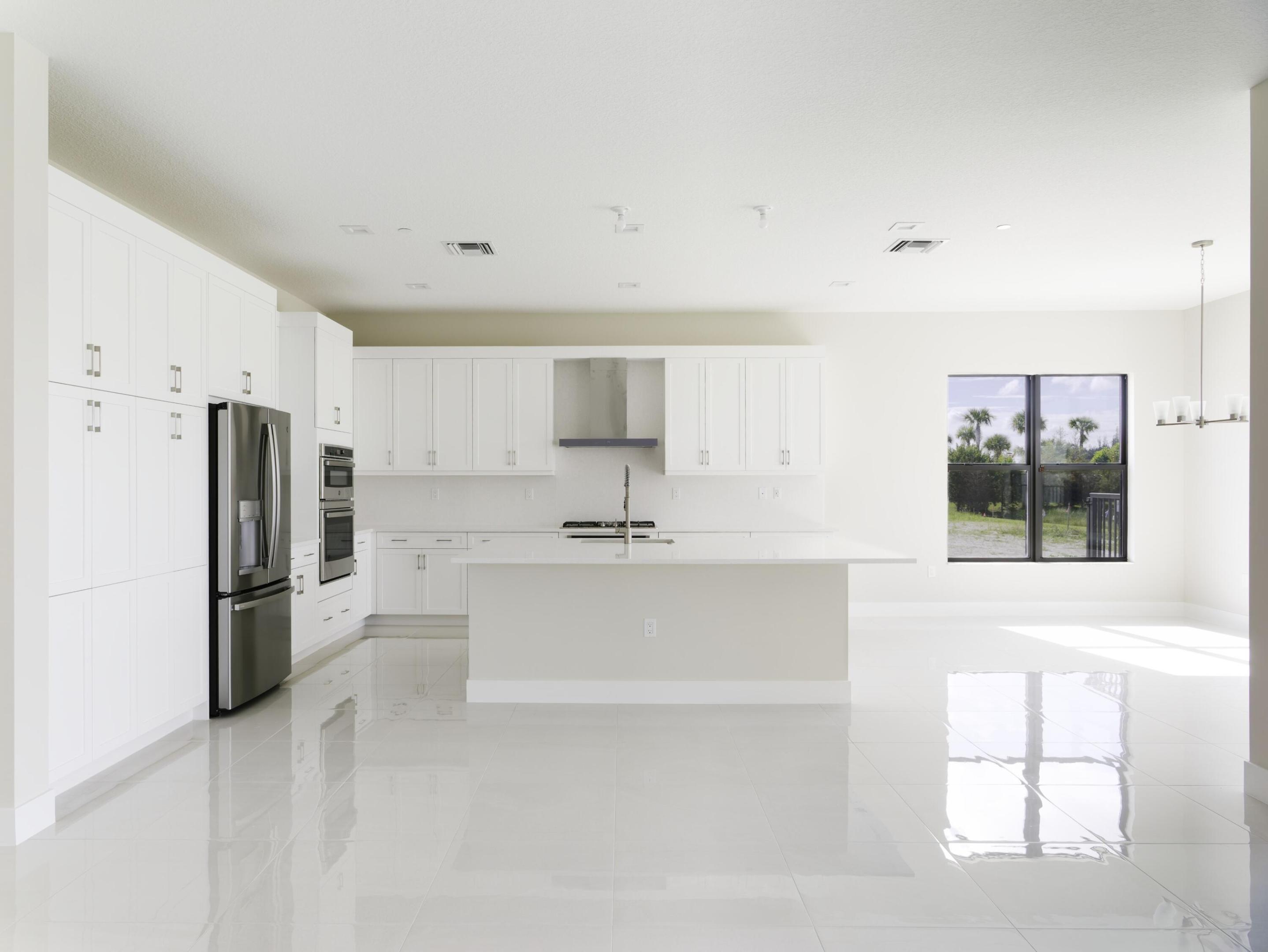 9895 Migration Point Property Photo 6